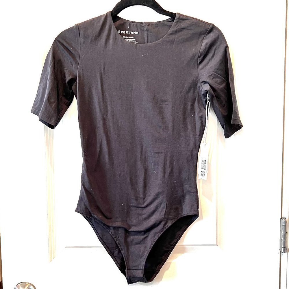 Everlane The Short-Sleeve Crew Neck Bodysuit - Picture 2 of 5